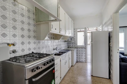 Apartamento T3 para Arrendamento em São Domingos de Benfica