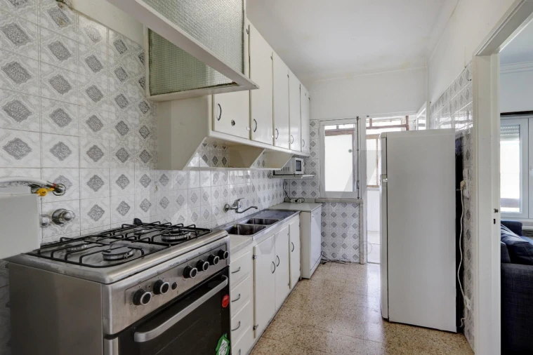 Apartamento T3 para Arrendamento em São Domingos de Benfica Foto 19