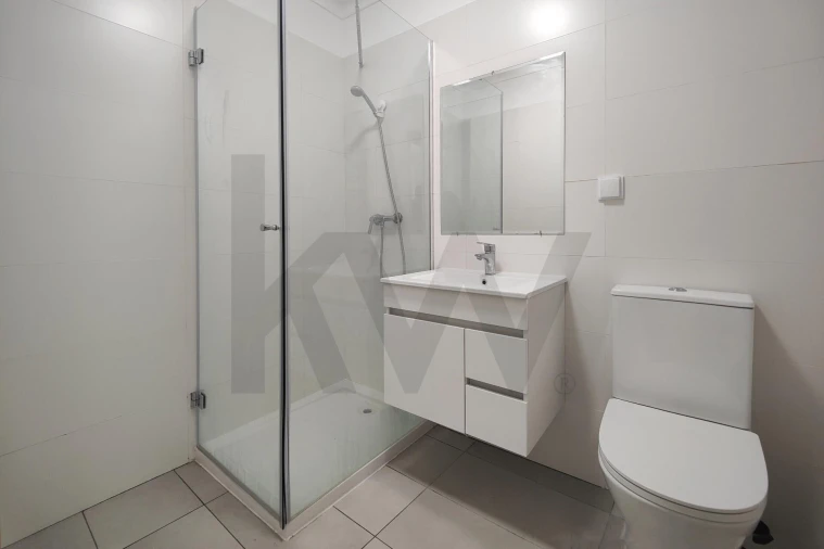 Apartamento T3 para Arrendamento em São Domingos de Benfica Foto 7