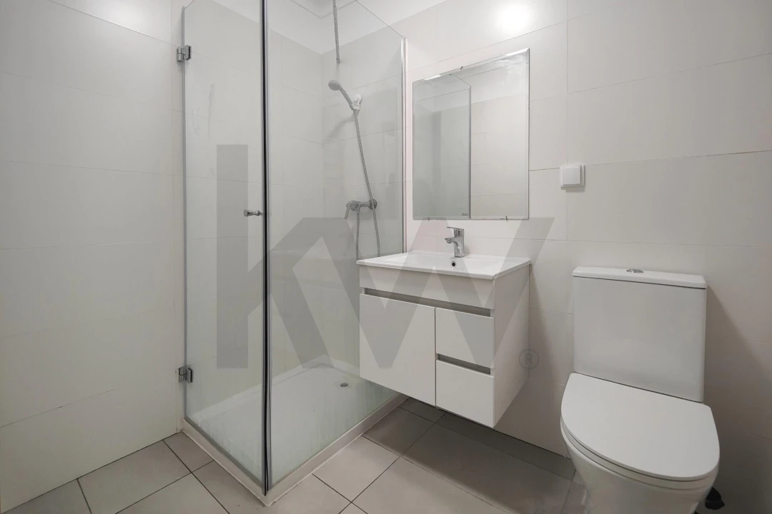 Apartamento T3 para Arrendamento em São Domingos de Benfica Foto 7