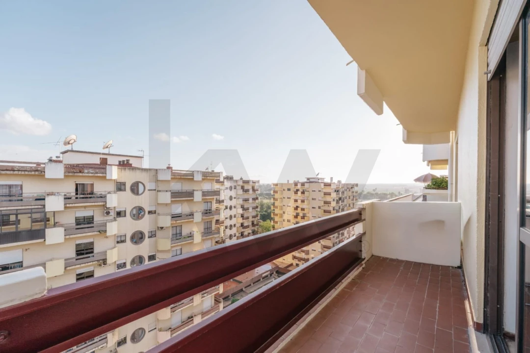 Apartamento T2 para Venda em Sé Nova, Santa Cruz, Almedina e São Bartolomeu Foto 30