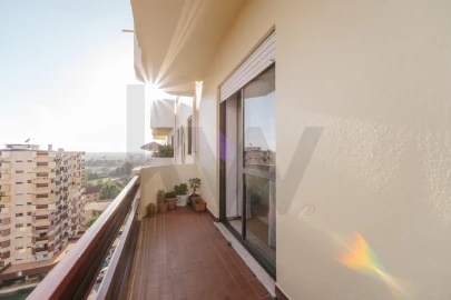 Apartamento T2 para Venda em Sé Nova, Santa Cruz, Almedina e São Bartolomeu