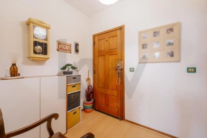 Apartamento T2 para Venda em Sé Nova, Santa Cruz, Almedina e São Bartolomeu