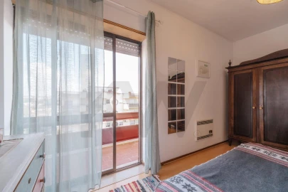 Apartamento T2 para Venda em Sé Nova, Santa Cruz, Almedina e São Bartolomeu