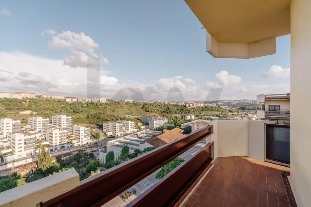 Apartamento T2 para Venda em Sé Nova, Santa Cruz, Almedina e São Bartolomeu Foto 32