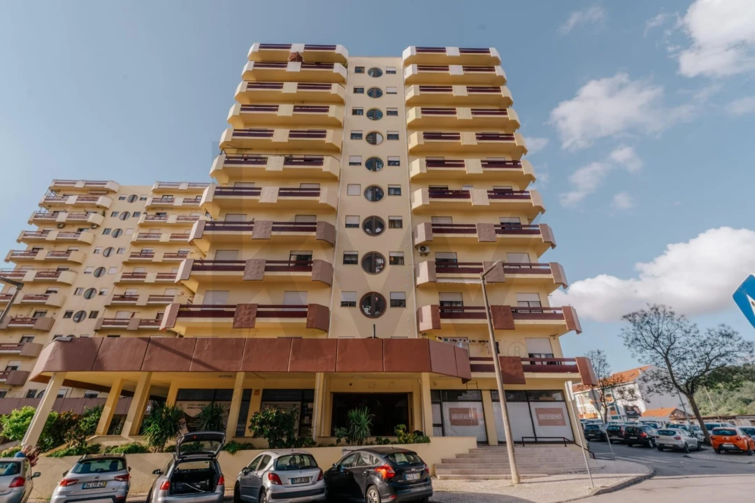 Apartamento T2 para Venda em Sé Nova, Santa Cruz, Almedina e São Bartolomeu Foto 2