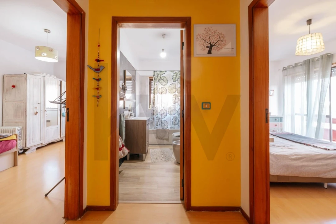 Apartamento T2 para Venda em Sé Nova, Santa Cruz, Almedina e São Bartolomeu Foto 14