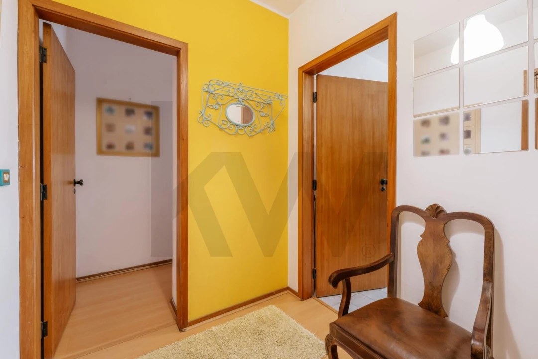 Apartamento T2 para Venda em Sé Nova, Santa Cruz, Almedina e São Bartolomeu Foto 4
