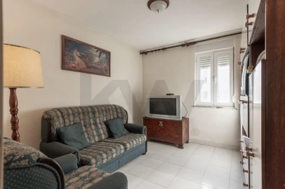 Apartamento T3 para Venda em Marvila