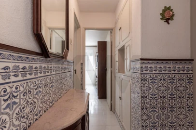 Apartamento T3 para Venda em Marvila