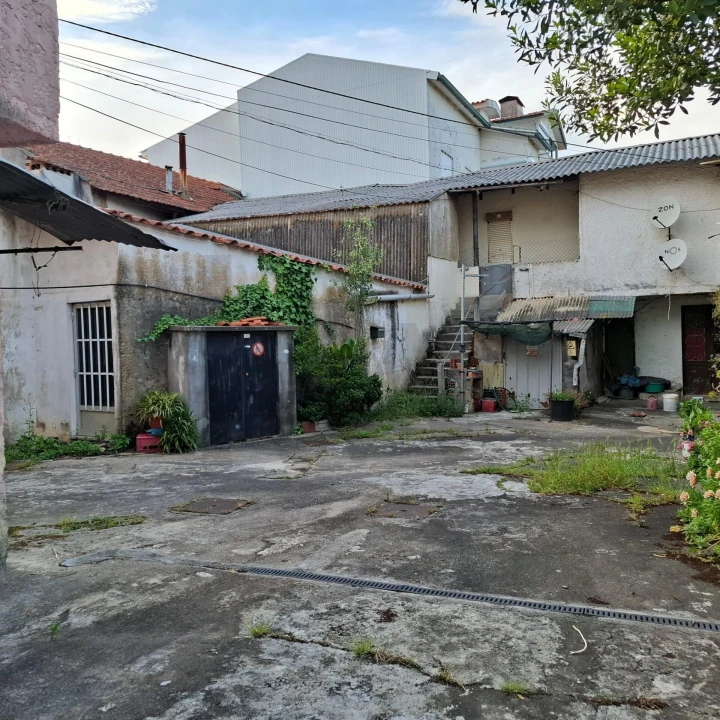 Moradia T5 para Venda em Sangalhos Foto 15