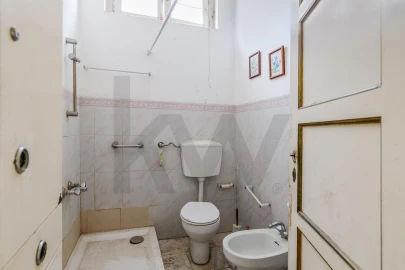Moradia T3 para Venda em Santa Maria do Castelo e Santiago e Santa Susana