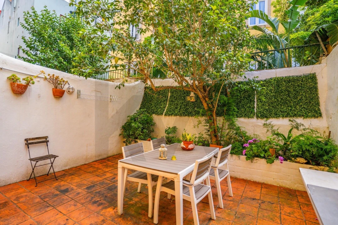 Apartamento T1 para Venda em Misericórdia Foto 1