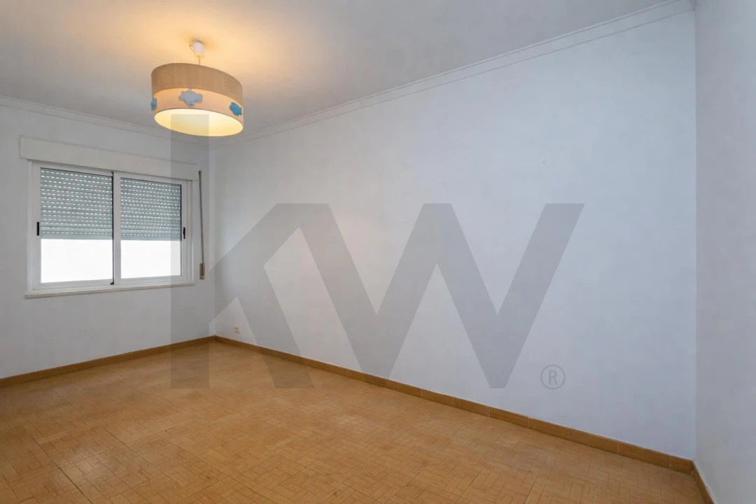 Apartamento T2 para Venda em Seixal, Arrentela e Aldeia de Paio Pires Foto 9