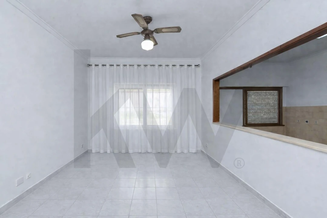 Apartamento T2 para Venda em Seixal, Arrentela e Aldeia de Paio Pires Foto 2