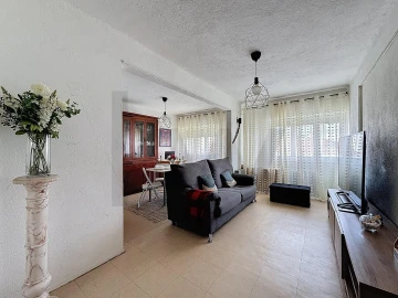 Apartamento T2 para Venda em Benfica