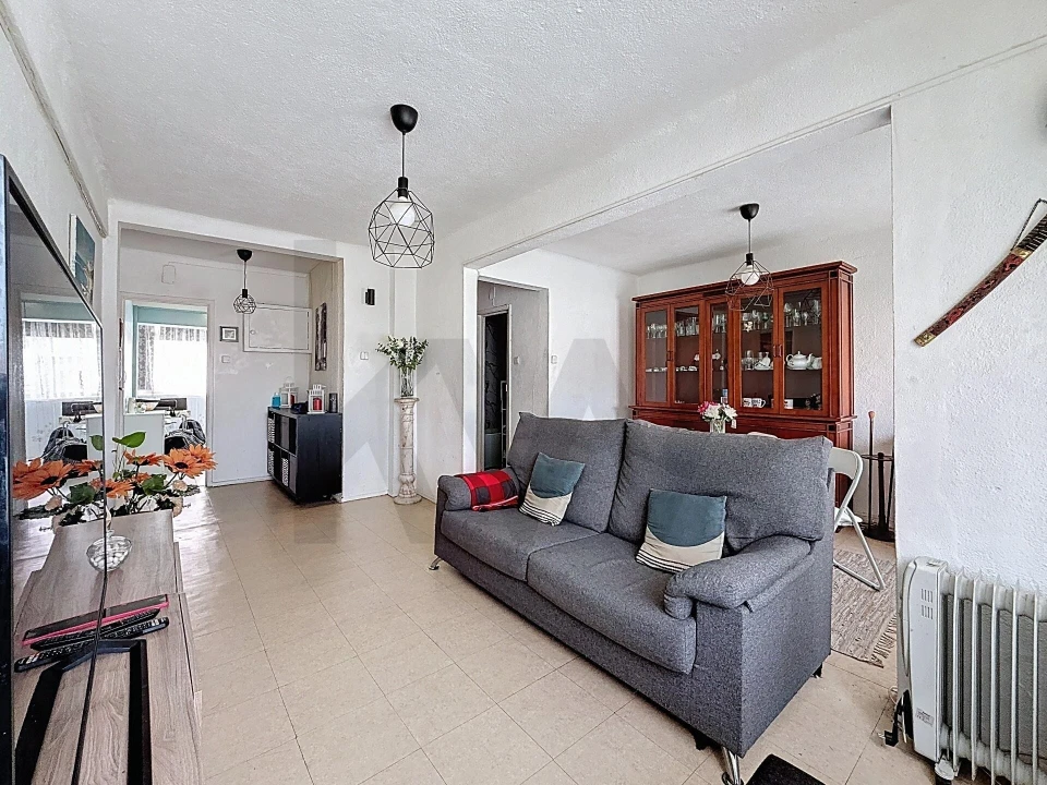 Apartamento T2 para Venda em Benfica Foto 4