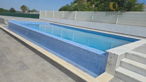 Moradia T3 para Venda em Mexilhoeira Grande