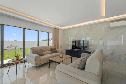 Moradia T5 para Venda em Silves
