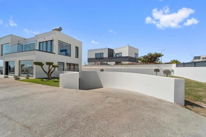 Moradia T5 para Venda em Silves