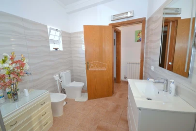 Moradia T3 para Venda em Loule (São Clemente)