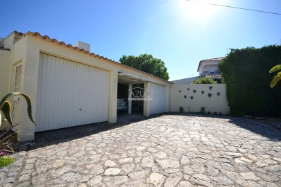 Moradia T3 para Venda em Loule (São Clemente)