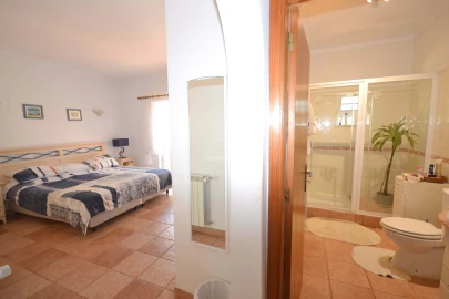 Moradia T3 para Venda em Loule (São Clemente)
