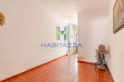 Moradia T3 para Venda em Lagos (São Sebastião e Santa Maria)