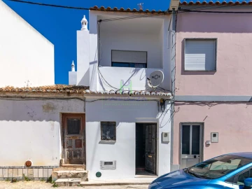 Moradia T3 para Venda em Lagos (São Sebastião e Santa Maria)