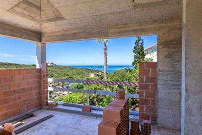 Moradia T4 para Venda em Ferragudo