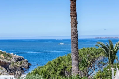 Moradia T4 para Venda em Ferragudo