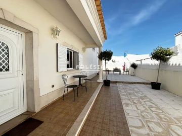 Moradia T3 para Venda em Albufeira e Olhos de Água