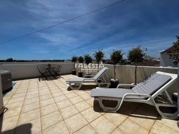 Moradia T3 para Venda em Albufeira e Olhos de Água