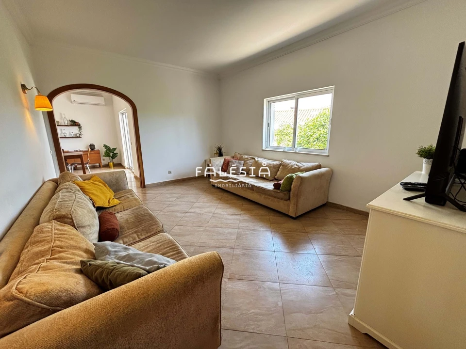 Moradia T3 para Venda em Albufeira e Olhos de Água Foto 7