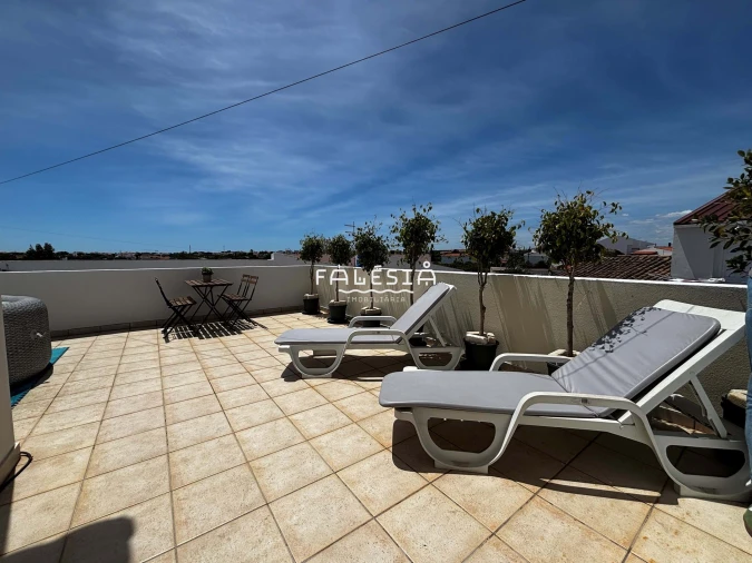 Moradia T3 para Venda em Albufeira e Olhos de Água Foto 21