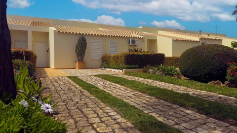 Moradia T3 para Venda em Quarteira