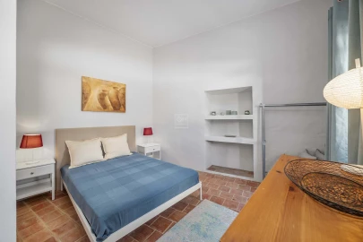 Moradia T3 para Venda em Santa Barbara de Nexe