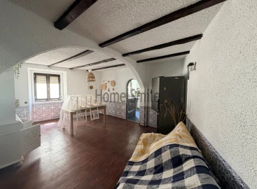 Prédio para Arrendamento em Sesimbra (Santiago)