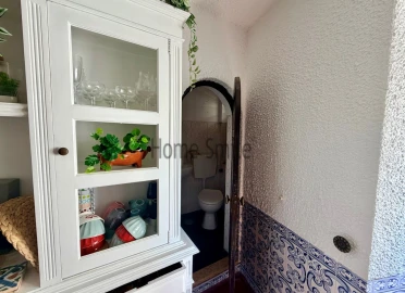 Prédio para Arrendamento em Sesimbra (Santiago)
