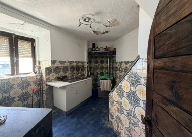 Prédio para Arrendamento em Sesimbra (Santiago)