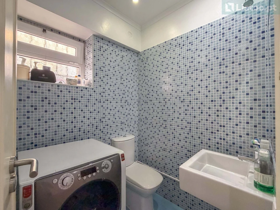 Apartamento T2 para Venda em Algés, Linda-A-Velha e Cruz Quebrada-Dafundo Foto 18