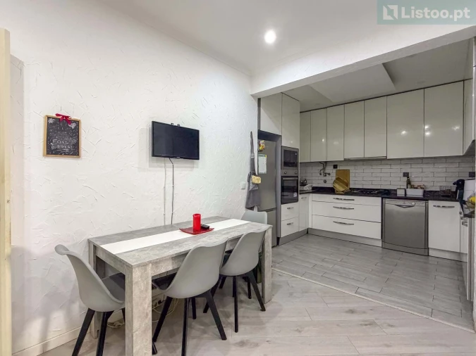 Apartamento T2 para Venda em Algés, Linda-A-Velha e Cruz Quebrada-Dafundo Foto 7