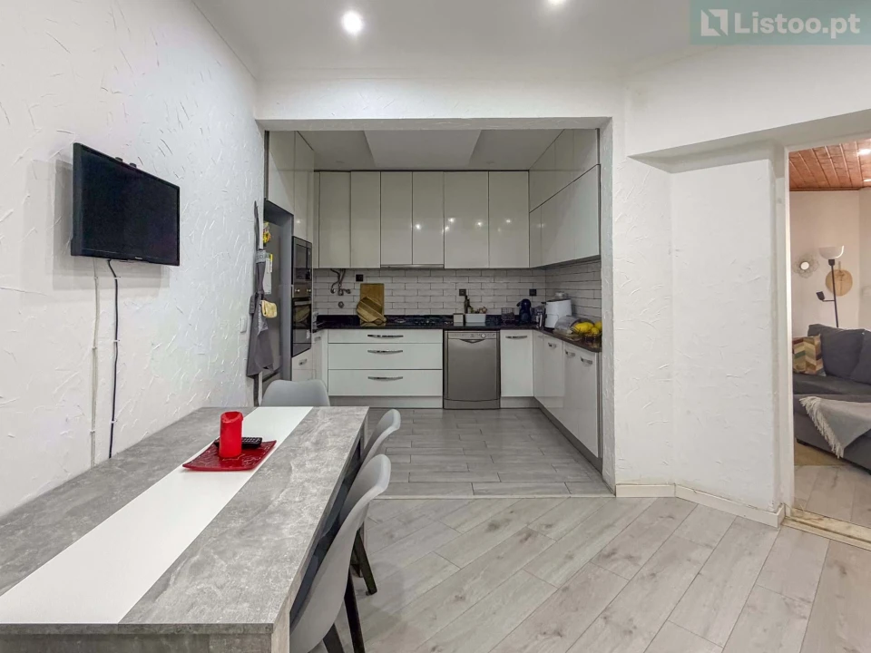Apartamento T2 para Venda em Algés, Linda-A-Velha e Cruz Quebrada-Dafundo Foto 6