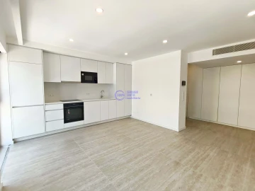 Apartamento T1 para Venda em Armação de Pera