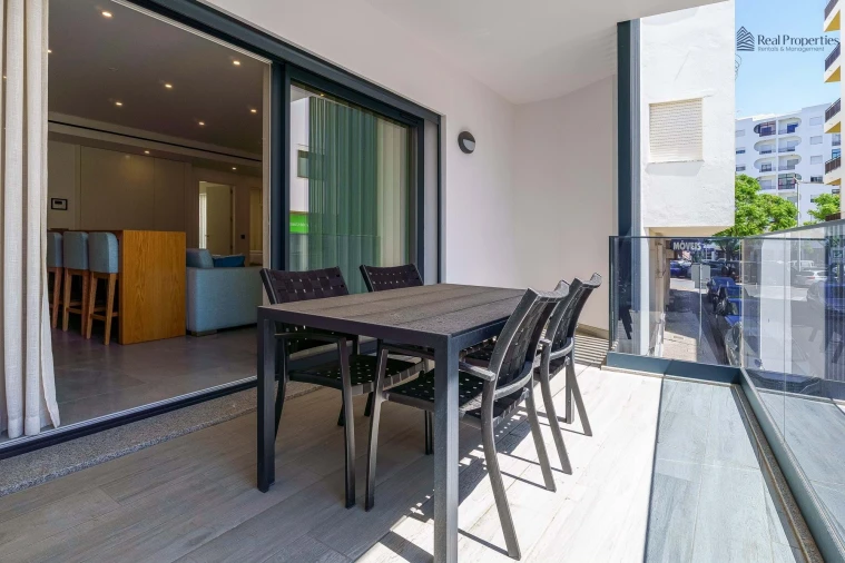 Apartamento T2 para Venda em Quarteira Foto 7