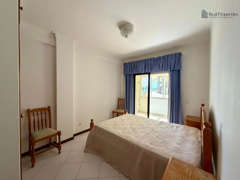 Apartamento T2 para Venda em Quarteira Foto 10