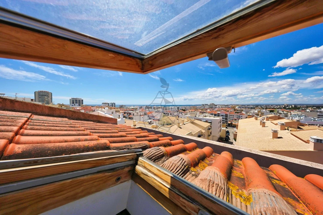 Apartamento T4 para Venda em Quarteira Foto 45