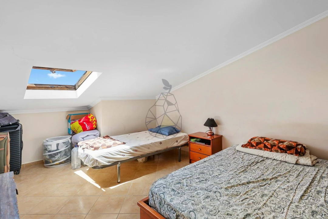 Apartamento T4 para Venda em Quarteira Foto 37