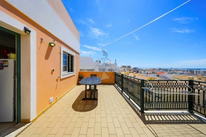 Apartamento T4 para Venda em Quarteira