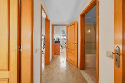 Apartamento T4 para Venda em Quarteira